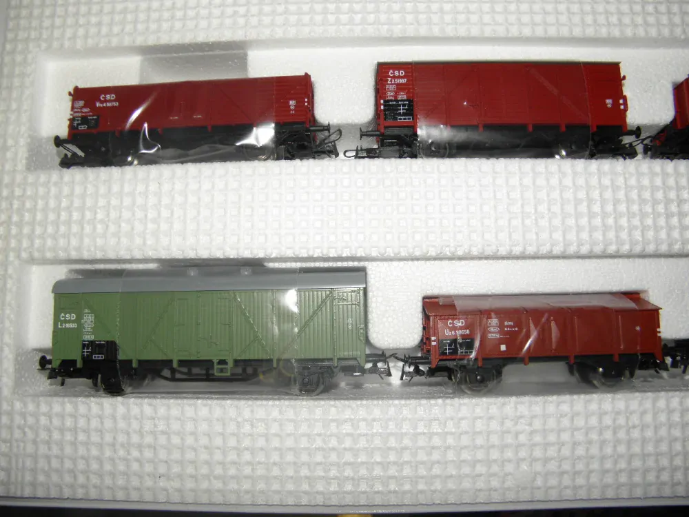 HO set 8 vozů ČSD, Roco 44001