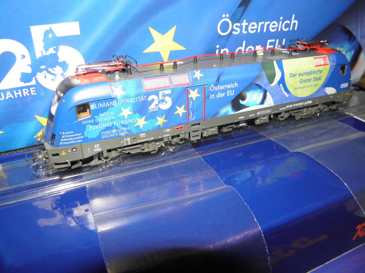HO Roco 70502, Taurus 1116 276-7 „25 Jahre Österreich in der EU“, ÖBB, DIGITAL ZVUK
