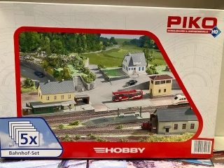HO Set stavebnice 5 budov - nádraží, Piko 61923